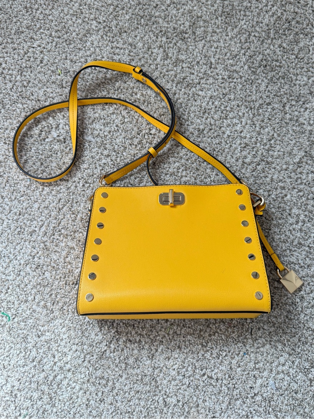Michael Kors Yellow Sylvie Medium Bag! Near perfect condition